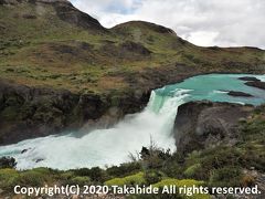 サルト・グランデ(Salto Grande)

ノルデンフェールド湖(Lago Nordenskjöld)とペオエ湖(Lake Pehoé)の間にある滝です。


サルト・グランデ：https://en.wikipedia.org/wiki/Salto_Grande_(waterfall)