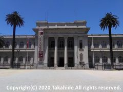 国立自然史博物館(Museo Nacional de Historia Natural)

1875年に開催されたチリ国際博覧会(Exposición Internacional de Santiago)のパビリオンを利用した博物館です。


国立自然史博物館：https://ja.wikipedia.org/wiki/%E3%83%81%E3%83%AA%E5%9B%BD%E7%AB%8B%E8%87%AA%E7%84%B6%E5%8F%B2%E5%8D%9A%E7%89%A9%E9%A4%A8
チリ国際博覧会：https://en.wikipedia.org/wiki/Chilean_International_Exhibition