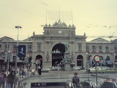 再びチューリッヒの街の中。ここで最後の自由時間になる。

やってきましたよ、チューリッヒ中央駅（笑）