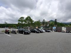 10時過ぎに清里テラスがあるサンメドウズ清里に到着～！
駐車場空いてる＼(^o^)／