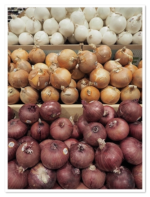 玉ねぎがなんでこんなにオシャレに見えるのだろうか<br />庶民の味方玉ねぎが・・・