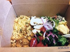 ベルトラのツアーで廻ったホールフールマーケットマーケットで買ったお昼ご飯