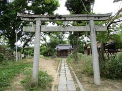 京阪電車で淀駅まで移動して、淀城跡に行きました。

淀城跡に鎮座する、稲葉神社です。

この地を治めた、稲葉氏を祭る神社のようです。
