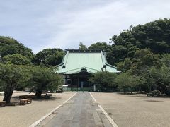 浄土宗の関東総本山であり、格式の高いお寺です。この本堂は、国の重要文化財に指定されています。いまは、一般参拝は中止。