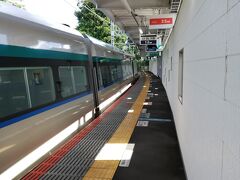 東武ワールドスクウェア駅に到着です。ですが・・・