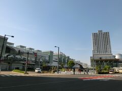 一夜明け晴天
この日は駅前から京福バスの観光バスツアーに乗りました。