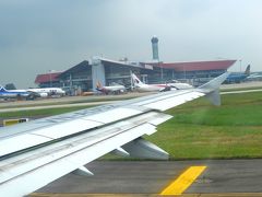 ８＜ハノイ・ノイバイ国際空港＞
ほぼ定時に「ハノイ・ノイバイ国際空港」に無事着陸。
ここは、ベトナム北部最大の空港で、ターミナル1は国内線専用、ターミナル2は国際線専用。