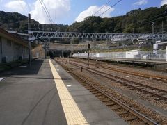 前編の続きで、金谷駅の東海道線ホームにいます。金谷駅から大井川鐵道大井川本線に乗っていきます。