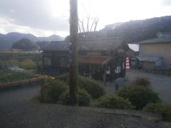 中編の際に降りた抜里駅を通過。