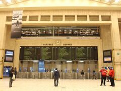 ブリュッセル中央駅。地下駅だから、あまりパッとしないんだよね。

だから南駅が中心的な役割を果たしている感じ。