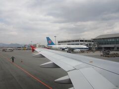 釜山の金海国際空港に到着しました。