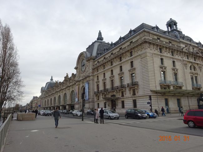 市内の散策をします