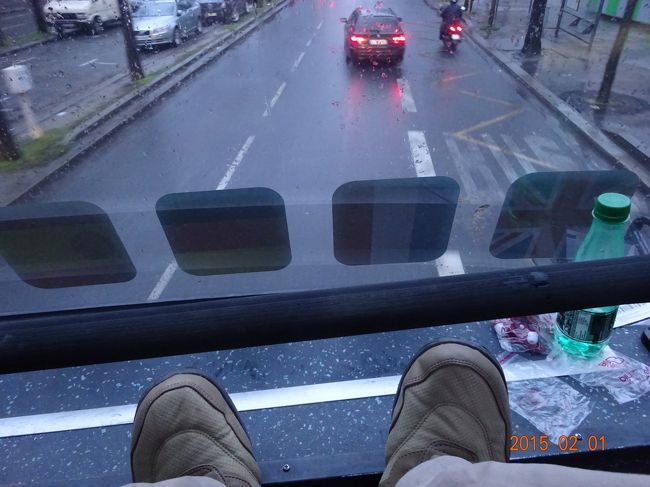 二階建てバスの中から撮影