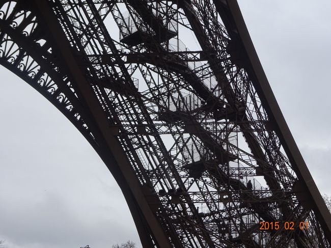 階段を使っても登る事が出来ます