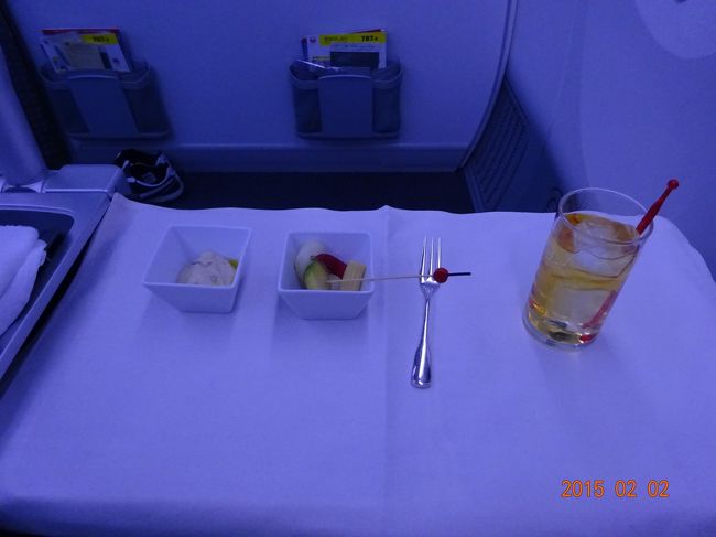 ウエルカムドリンクと前菜