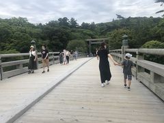 次乗るバスまであまり時間がないので、ダッシュで内宮参拝です。
ごめんなさい天照大御神様。