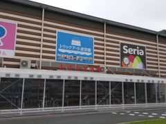 ここから３日目

朝ごはん食べられる店探したらこちらが検索てヒット。
蒲郡のラグーナテンボスのフェスティバルマーケット。
９時からなんですがコロナ関係で１０時からでした。
１時間待機。