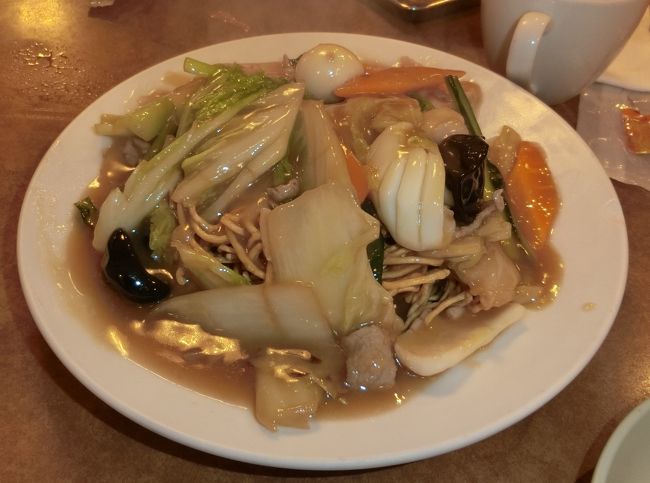 かた焼きそばも頼みシェアしました・