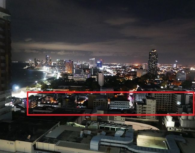 ２日　20：38　<br />バービアの聖地？ソイ7、ソイ8　オープンしてるバービア少ないようです。