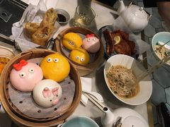 ディナーはこちらで飲茶です！！！
お店の名前もYUM CHA。
とっても可愛いくて見た目だけで選びました。笑