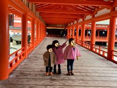 厳島神社にも入りまーす。
この歴史的建造物に子供たちは多分何も感じていない笑
