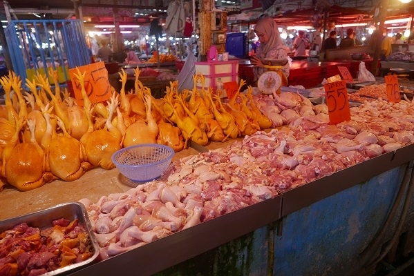 【ライワナーシン市場】<br />