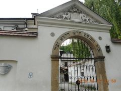 ポッパーシナゴーグから北に１分でレムシナゴーグに着きます。レムシナゴーグの西にはレム墓地があります。