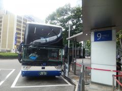 12:01
東京駅から高速バスで大阪に移動します。
私の乗るバスが来ました。

③西日本JRバス:グラン昼特急13号.大阪行
東京駅.12:10→大阪駅.21:00
￥運賃(ネット割) 4,410円