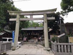 上野駅の反対側にある下谷神社です。