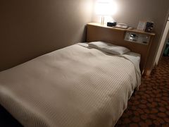 お宿は「ホテルフジタ福井」。
友人たちと食事に向かう前にチェックインを済ませ、荷物を置きます。