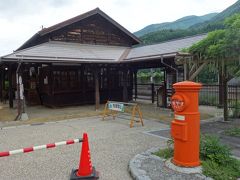 奈良井駅前の丸型ポスト