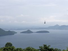 あっという間に飛び立って、洞爺湖上空へ。