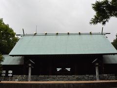 神社に参拝してから松山城へ