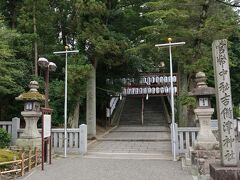 駅から歩く事１０分程で『吉備津神社』に到着。