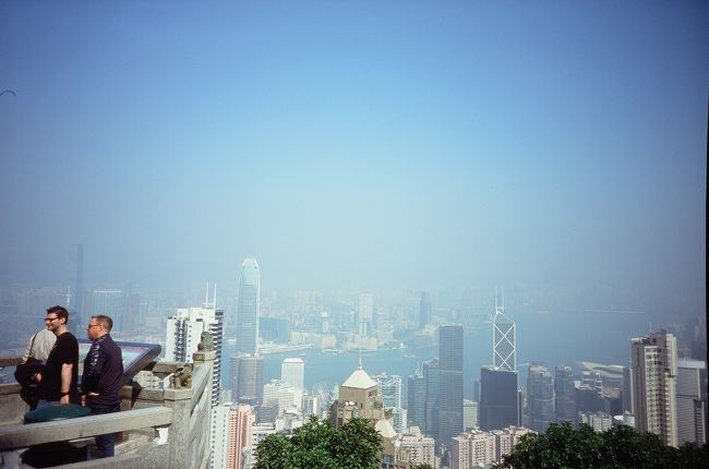 ちょっとモヤってますがいい眺めでした。<br /><br />さ、ふもとに降りてラビリンスMVロケ現場に向かいます。<br />https://youtu.be/_2quiyHfJQw