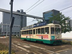 路面電車に乗って次のホテルへ向かいます。