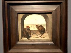 14枚目はベルリンの国立絵画館です。

Two Chained Monkeys
Oil on Panel 20x23cm 1562年
「二匹の猿」

絵画館では修復中で見らませんでした。
2018年のウィーン美術史美術館の没後450年の回顧展でようやく見る事が出来ました。
展示では修復の作業工程が細かく解説されていました。