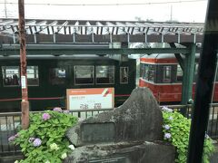 動かない登山鉄道の車両。もうちょっとで再開ですが。