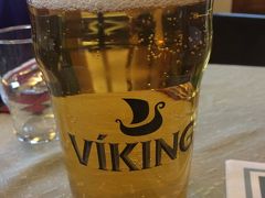 歩いてÞórbergssetur(http://hali.is/restaurant/)へ
博物館とのことですが、奥で食事が取れます。
今日はちゃんとした(?)ビールをゲット。