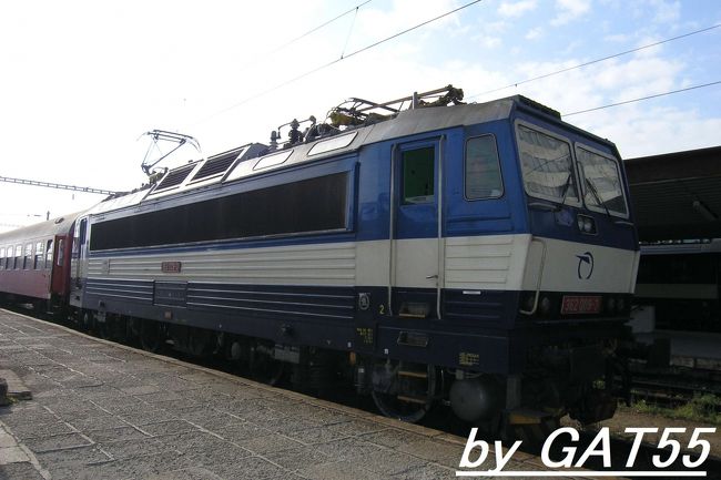 翌日はせっかくの青空でしたが移動日です。<br />スロヴァキアへGO!