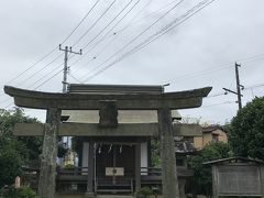 三石神社です。