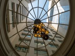 ツアーを終え、今宵の宿泊先まで送ってもらって、人懐っこいガイドさんに別れを告げます。

ケンピンスキーナイルは、規模小さめのオシャレなブティックホテルのようです。
