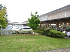 そして、ちょっと立ち寄ってみましょうね～
軽井沢・プリンスショッピングプラザ
ここは密に注意！！