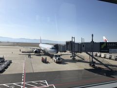 関空よりアシアナ航空で韓国仁川空港へ向かいます。
朝便でした。
長い空の旅の始まりです！