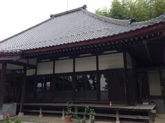 ローソン ＬＴＦ入間上小谷田店まで戻り、
法栄山 東光寺　第19番札所に来ました。
仏子から峠を越えて八津池団地の下の金子地区です。
ちょっとした高台なので自転車は1ー2分降りて押しました。