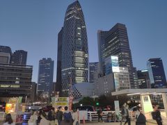 新宿駅西口の夜景。

閲覧いただきありがとうございました！