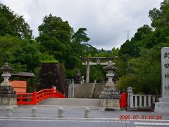 そして突き当りの武田神社 http://www.takedajinja.or.jp/ に到着。