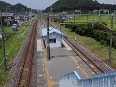 木更津駅からは、10時39分発の安房鴨川行普通列車に乗り換え、今回唯一の訪問先の最寄り駅である那古船形駅を目指す。
列車は、長閑な房総半島を南下し、11時45分に那古船形駅に到着した。