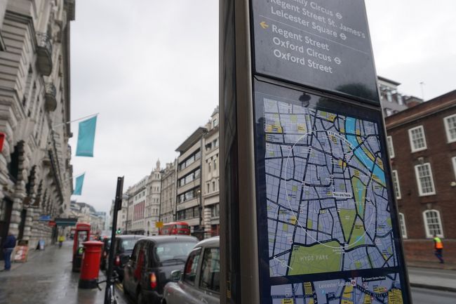 ロンドン３日目。<br />ホテルを出て、大英博物館を目指して歩く。