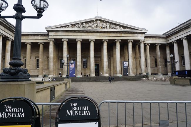 ついに来たよ！<br />大英博物館＊^^＊<br /><br />博物館や美術館に行くと長い旦那さん。<br />そんな訳で、この日は大英博物館とディナーしか予定しなかった。